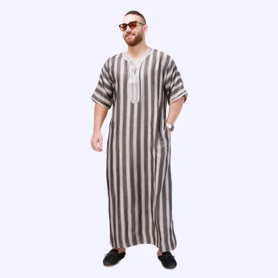 Items Sold in Bulk Muslim Men's Robes and Long-sleeved Clothing Elegant Clothing