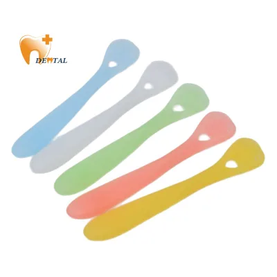 Pediatric Tongue Scraper for Dental Care Is Portable and Suitable for Use in Clinics and Medical Schools