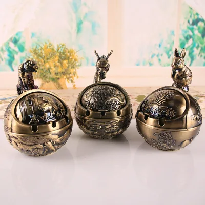 Retro Ashtray with Lid Windproof Ash Anti-smoke Anti-fall Household Office Ashtray Decoration