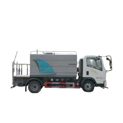 Cheap HOWO 4*2 8000 Liters Water Bowser Truck With Right Hand Driver and Water Bowser Square Tanker