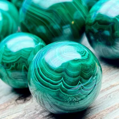 Wholesale Price Healing Stone Sphere Nice Quality Malachite Small Crystal Sphere for Healing