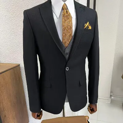 Latest Design Mtm Made to Measure Man Suit Custom Handmade Slim Fit 100% Wool Suit Bespoke Mens Suits