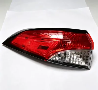 Tail Light Tail Lamp Outer Taillamp Taillight 81561-12D40 81551-12D40 for Toyota Corolla 2020 2022 2023 USA XLE/XSE