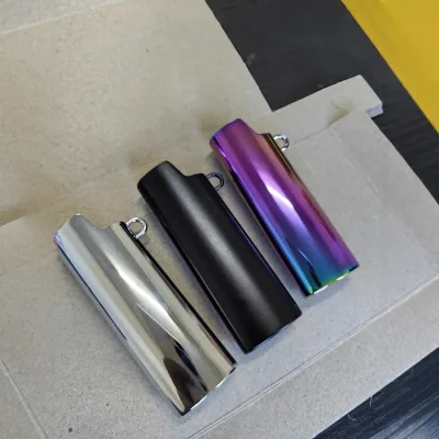 Customized Laser logo J6 J5Zinc Alloy Lighter Case, square Metal with Colored Finish, Simple Design, with Keychain Included.