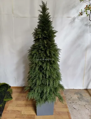 Artificial Potted Christmas Tree Pine Tree Tabletop Decor for Home Shop Window Hotel Party Holiday Ornament