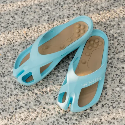 Customization improve body posture beach slippers for men and women