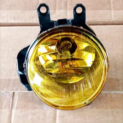 Auto Parts Car Fog Lamp Light Fog Lights for Toyota Prius C Aqua Nhp10 Corolla Land Cruiser RAV4 Levin