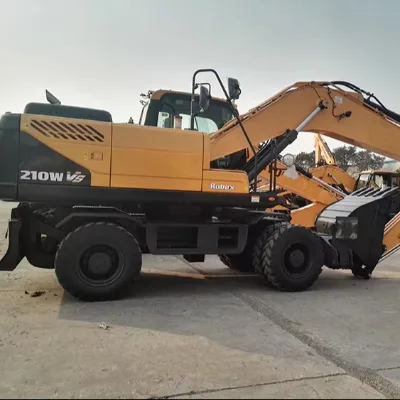 Well-Serviced R210W-9 Cost-Effective Secondhand Excavators Almost New Job Ready Exclusive Stock