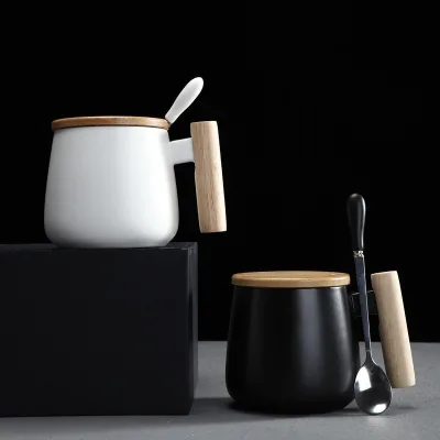 Short Big Belly Wooden Handle Ceramic Cup with Lid Spoon Eco-Friendly Modern Design Water or Coffee Mug for Gift Box Set Logo