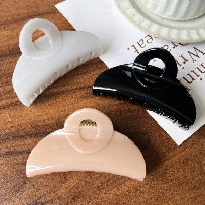 Korean-style Crescent Autumn Clip Women's Milk Tea Color All-match High-grade Semicircle Shark Back Head Hair Clip Plastic