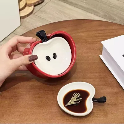 Cartoon Cute Apple Shaped Sauce dish ,Food Soy sauce and vinegar dipping bowl , ceramic seasoning bowl Four dish and one holder