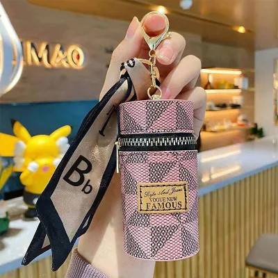 2024 New Aesthetic Makeup Bag Floral Zipper Lip Gloss Bag Organizer Keychain Checkered Leather Design