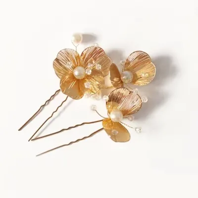 PDANY Hollow Golden Alloy Woven Flower Hair ForkAccessories  Metal Floral Bridal Hairpin With Rhinestone and Pearl for Wedding