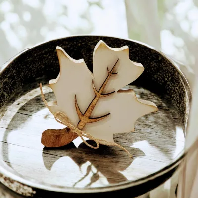 Natural Wood Maple Leaf Decor Rustic Fall & Thanksgiving Shelf Sitter for Table, Tiered Tray, Entryway