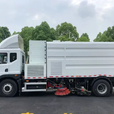 Dongfeng 4*2 Road Sweeping Truck 18000kg Total Weight Vacuum Street Sweeper Vehicle for Municipal Sanitation Eueo5 Optional
