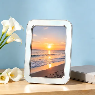 2026 New Arrival 5*7'' Nordic Style Glossy Silver Electroplated Metal Photo Frame, Dual-Purpose Portrait & Landscape Desktop