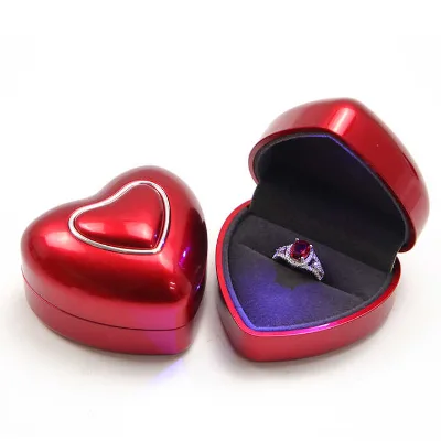 Customized Turn on Lighting Ring Box Proposal Counter Display Red love Heart Boxes for Jewelry
