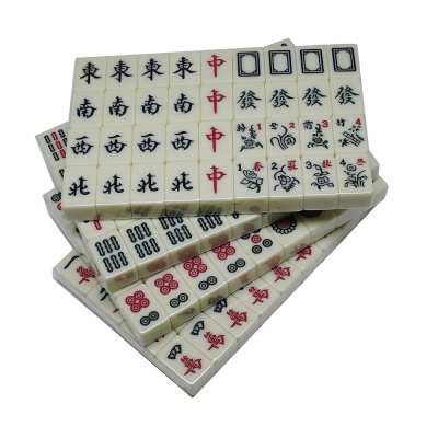 Factory Custom 4 in 1 20mm Travel Mahjong With Mahjong Table Ivory Yellow Carved Mahjong for Families and Adults
