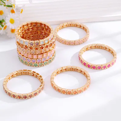 Sweet Cute Multicolor Star Rhinestone Elastic Bracelet Boho Gem Stretch Beaded Bracelet Stackable Wrist Jewelry for Gift