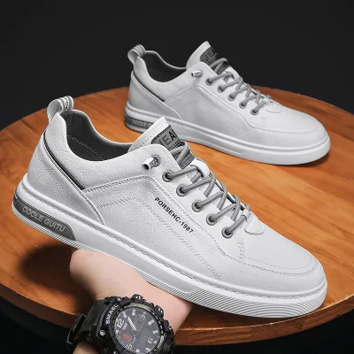 Summer Men's Flat Bottomed Casual Leather Shoes, Board Shoes, Trendy and Versatile Shoes, Men's Small White Board Shoes