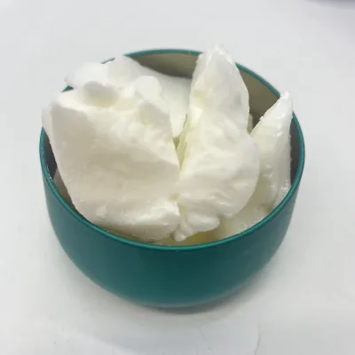Wholesale LOW MOQ 100% Natural Eco-friendly Soy Wax Flakes for Candle Making