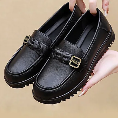 Wholesale Hard-Wearing Anti-Slippery Closed Toe Women's Loafers Hot Sale Solid Color Casual Outdoor PVC Walking Shoes for Ladies