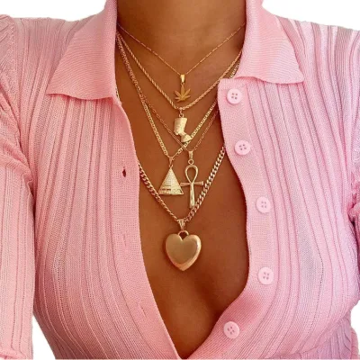 Women's Fashion Gold Cross Necklace Heart Cross Leaf Pendant Gold Plated Zinc Alloy Necklace for Anniversaries Daily Wear