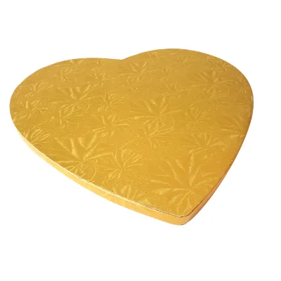 Customized 12mm Thick Cardboard With Smooth Edge Silver Gold Foil Covered  Heart Shaped Cake Board