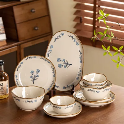 Retro Floral Design Ceramic Dinnerware Set Blue White Porcelain Bowl Dinner Plate for Restaurant & Wedding