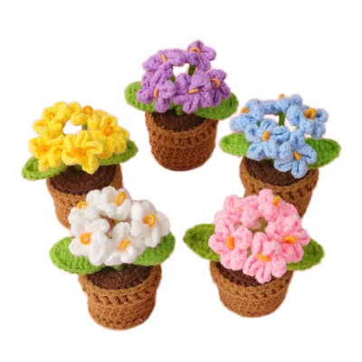 Home Decor Handmade Soft Knitted Bouquet Crocheted Heart-Shaped Tulips and Sunflowers Yarn and Cotton Potted Plants
