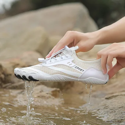 Barefoot Water Shoes Quick Dry Breathable Mesh Upper Aqua Water Shoes Beach Swimming Shoe
