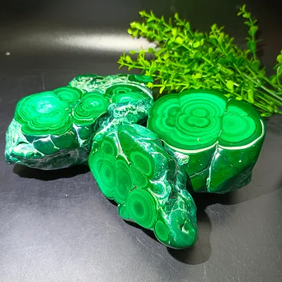 Malachite Rough Stones Natural Healing Crystals Raw Green Malachite Specimen for Collection
