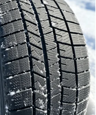 Snow Tire Winter Tyre Excellent Snow Handling and Ice Braking Performance 255/45R22 285/45R22 315/30R22