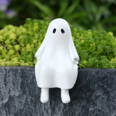 Resin Sitting Ghost Shelf Decor Figurine Cute Spooky Ghost Statue Halloween Home Bookshelf Edge Sitter Ornament Gift