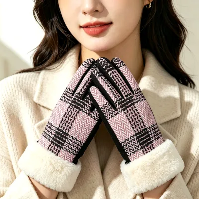 Soft Knit Check Thermal Fashion Mittens Fluffy Wrist Windproof Touchable Daily Driving Gloves