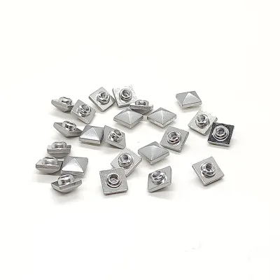 Wholesales Pyramid Rivet Nailheads Craft DIY Bags Shoes Belt Accessories Metal Rivets for Leather Garment Rivet