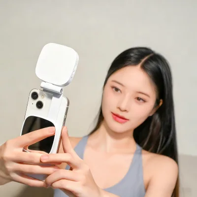 Portable Magnetic 3-in-1 Selfie Light with Mirror 270° Rotation Adjustable Light Magnetic Phone Beauty Selfie Light