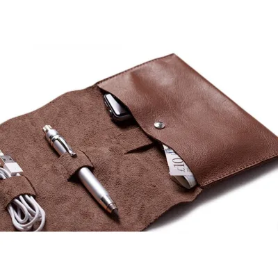 OEM/ODM Electronics Accessories Leather Travel Roll up Pen Bag Cable Organizer Tech Pouch Bag for Men