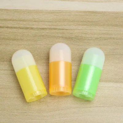 Factory-Direct 25g Plastic Lip Balm & Lip Gloss Empty Round Tubes Custom Brand Promotional Cosmetic DIY Packaging Blow Molding