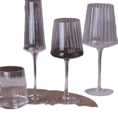 Wholesale MeganSimpleStriped Big-BellyCrystalRedWineGlasses High-HeeledStem 401-500ml Minimalist Style for ChristmasWeddingParty