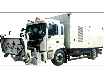 ZOOMMA RRT-2000 Runway Rubber Removal Truck Equipped with High-efficiency Rubber Removal Devices