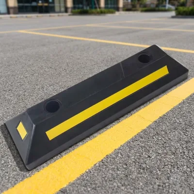 560mm Heavy Duty Rubber Parking Curb Parking Block Wheel Stopper for Plarking Log, Car, Truck, RV and Trailer Stop Aid Sale