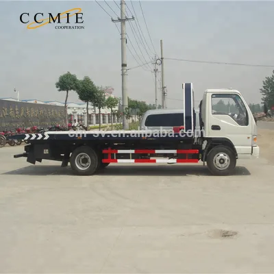 Right Hand Drive Small Roll Back Tow Trucks/tow Truck Winch for Sale