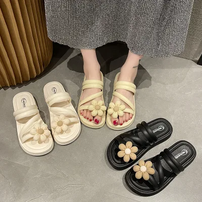 2024 New Design Flower Sandals for Women Ladies Thick Soles Anti slip Summer Kids Shoes