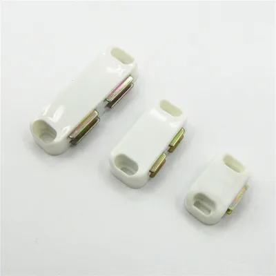 Free Sample Available Cabinet Catch Factory Plastic Magnetic Catch