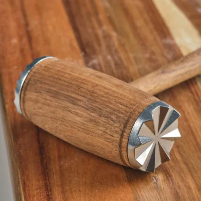 Manufacturers Produce European Style Environmental Protection Wooden Steak Meat Hammer Acacia Beech Materials Customized