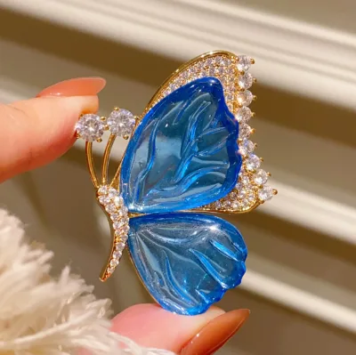 Wholesale Butterfly Tassel Brooch Light Luxury High-level Sense Insect Corsage Butterfly Brooch Pin