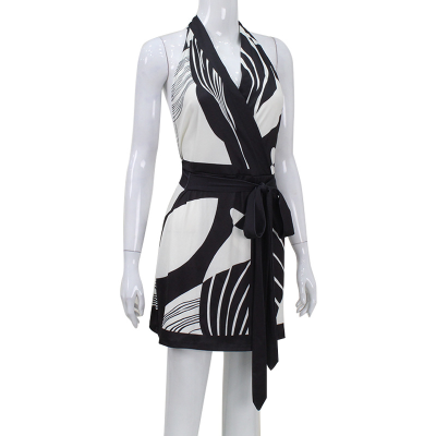 Fashion Women Clothing Simple Black White Halter Neck Backless Waist Strap Dresses Fashion Sexy Hot Dress