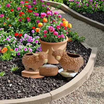 Minimalist Small Outdoor Plastic Flower Pot Garden Planters for Nursery Floor Shopping Succulent Flower POTS for Animals