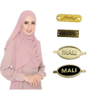 2025 Wholesale Oem Metal Label logo Letters Brooch Zinc Gold Red with Chain for Clothing Garment Leather Handbags Handbaginghan